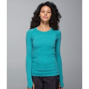 Lululemon Run: Swiftly Tech Long Sleeve Crew in Heathered Real Teal. Size 10